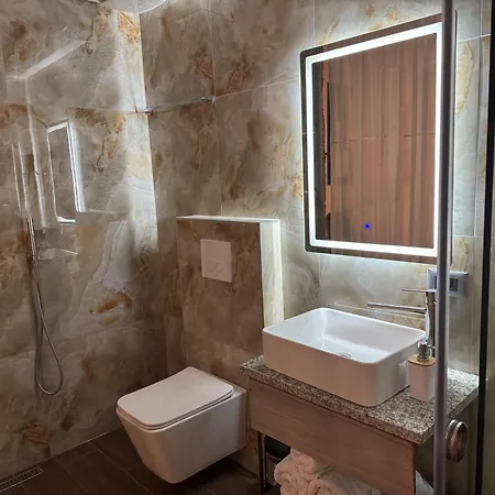 Shehi And Winery ゲストハウス Muçaj