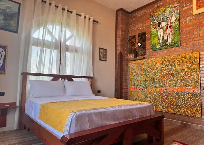 Shehi And Winery בית הארחה Mucaj